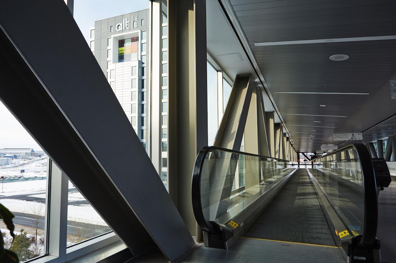Alt Hotel Halifax Airport Enfield Bagian luar foto