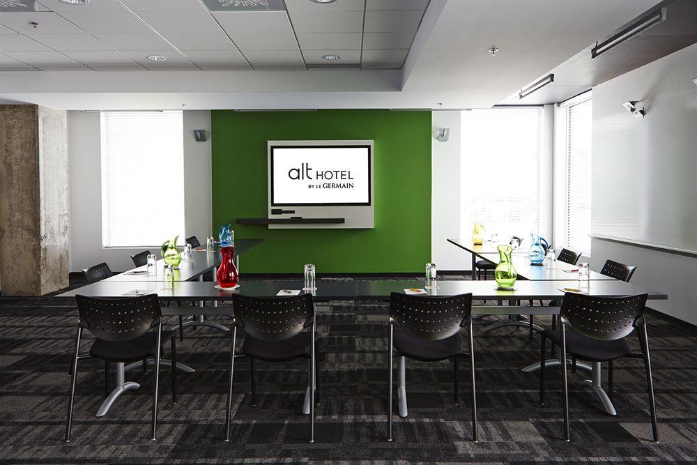Alt Hotel Halifax Airport Enfield Bagian luar foto