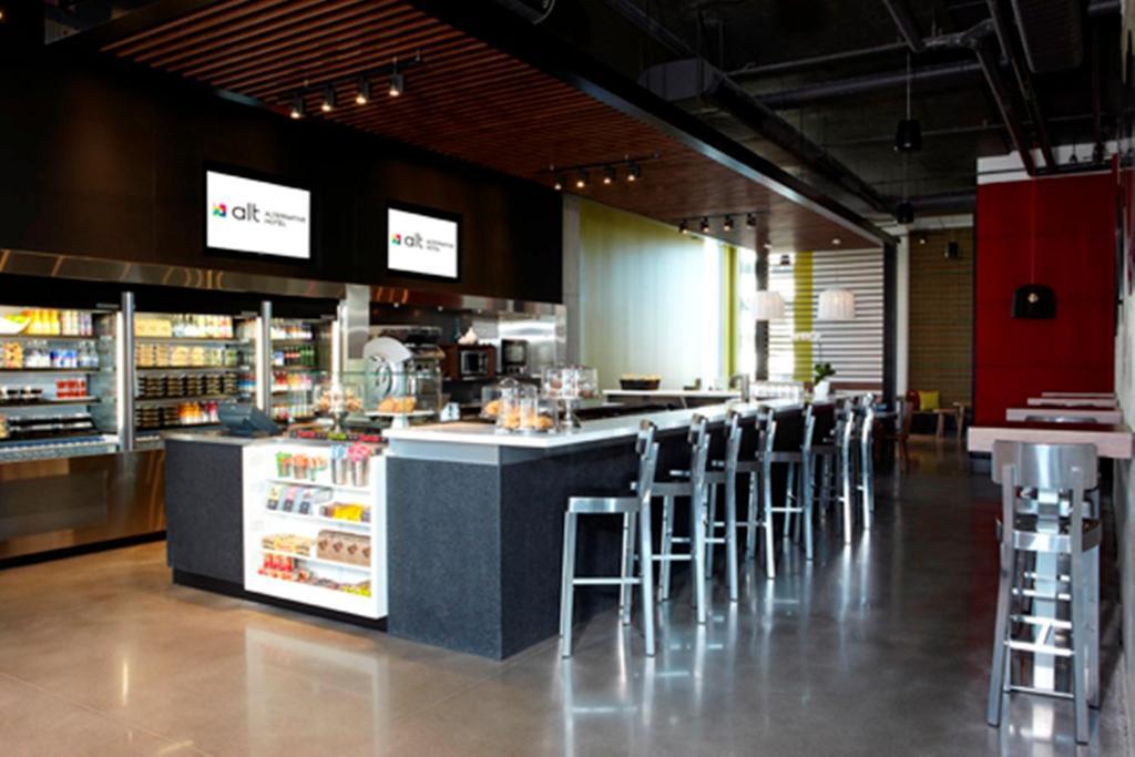 Alt Hotel Halifax Airport Enfield Bagian luar foto
