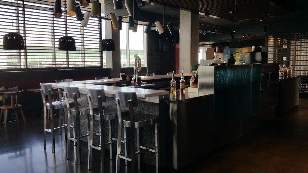 Alt Hotel Halifax Airport Enfield Bagian luar foto